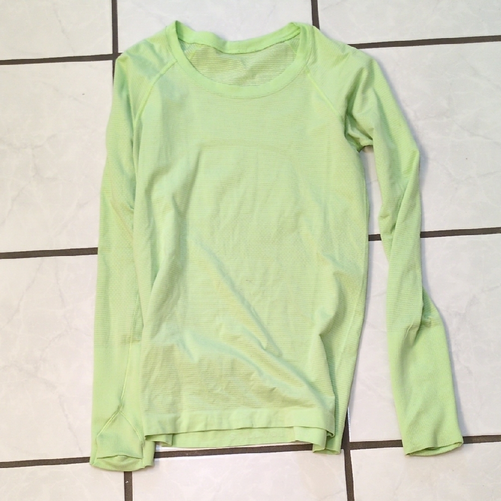 lululemon athletica Light Green Long Sleeve Top